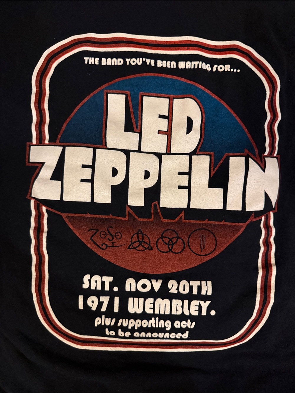 Let Zeppelin Short Sleeve Graphic Tee in Black